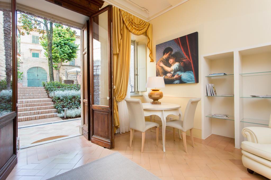 Apartamento Palazzo Gentili San Severino Marche Exterior foto